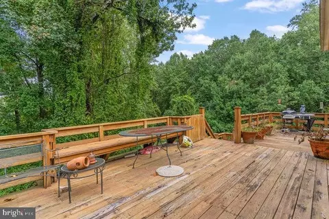 9828 Faust Dr, Vienna, VA 22182 photo 51