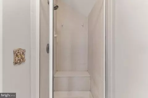 9828 Faust Dr, Vienna, VA 22182 photo 45