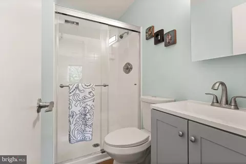 7015 Brocton Ct, Springfield, VA 22150 photo 8
