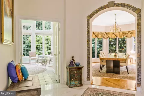 Entry Way - 7789 Solitude Ct, Mclean, VA 22102 photo 6 of 12