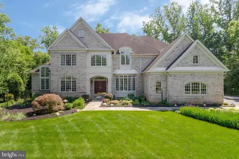 7789 Solitude Ct, Mclean, VA 22102