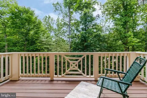 Exterior - 7789 Solitude Ct, Mclean, VA 22102 photo 4 of 28