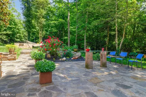 Exterior - 7789 Solitude Ct, Mclean, VA 22102 photo 17 of 28