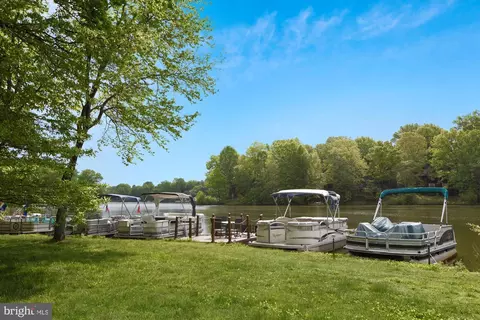 Other - 2224 Cedar Cove Ct, Reston, VA 20191 photo 27 of 37