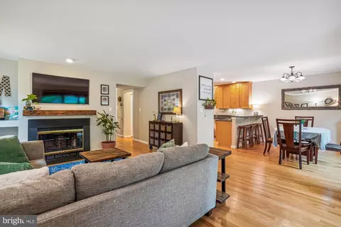 Other - 2224 Cedar Cove Ct, Reston, VA 20191 photo 7 of 37