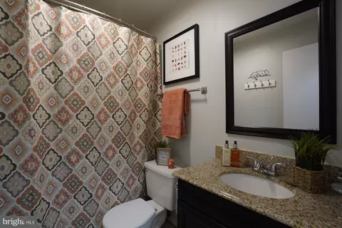 Bath - 2224 Cedar Cove Ct, Reston, VA 20191 photo 3 of 3