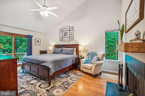 Bedroom - 2224 Cedar Cove Ct, Reston, VA 20191 photo 1 of 9