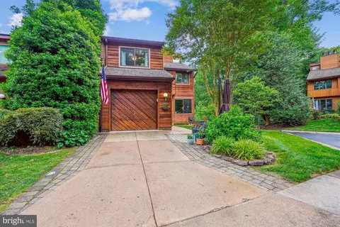 Exterior - 2224 Cedar Cove Ct, Reston, VA 20191 photo 2 of 14