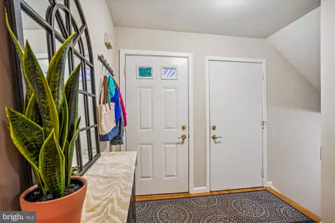 Entry Way - 2224 Cedar Cove Ct, Reston, VA 20191 photo 1 of 2