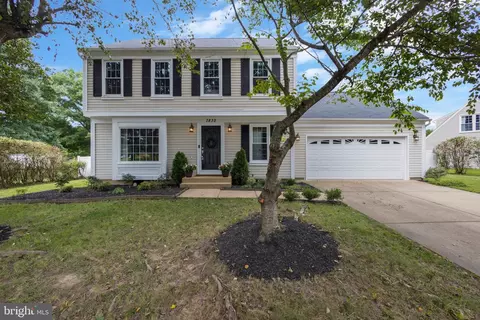 7832 Fordson Rd, Alexandria, VA 22306