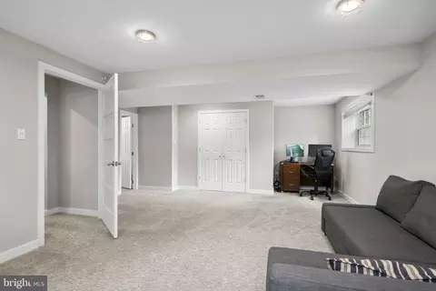2803 Classic Ct, Herndon, VA 20171 photo 31