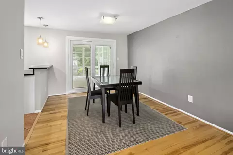 2803 Classic Ct, Herndon, VA 20171 photo 10