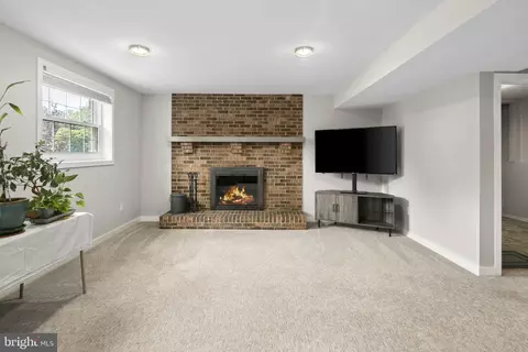 2803 Classic Ct, Herndon, VA 20171 photo 35