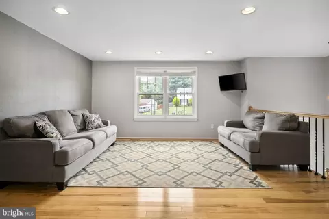 2803 Classic Ct, Herndon, VA 20171 photo 13