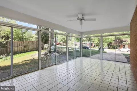 8419 Derby Ct, Springfield, VA 22151 photo 32