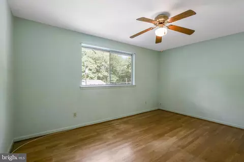 8419 Derby Ct, Springfield, VA 22151 photo 20