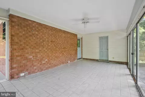 8419 Derby Ct, Springfield, VA 22151 photo 17