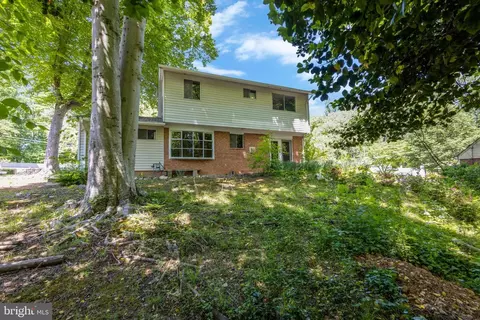 8419 Derby Ct, Springfield, VA 22151 photo 34