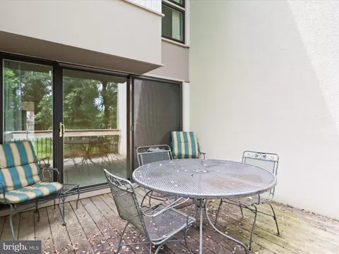 Exterior - 11620 Newbridge Ct, Reston, VA 20191 photo 5 of 12