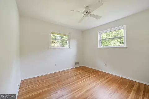Bedroom - 7717 Bellington Ct, Springfield, VA 22151 photo 5 of 7