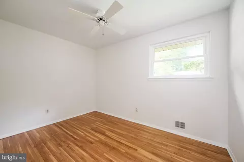 Bedroom - 7717 Bellington Ct, Springfield, VA 22151 photo 4 of 7