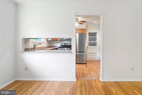 Entry Way - 7717 Bellington Ct, Springfield, VA 22151 photo 1 of 2