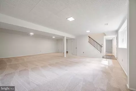Living - 7717 Bellington Ct, Springfield, VA 22151 photo 7 of 9