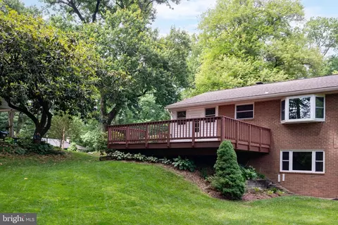 Exterior - 7717 Bellington Ct, Springfield, VA 22151 photo 4 of 8