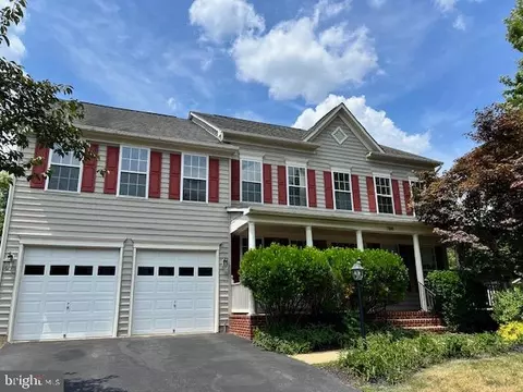 7606 Mcweadon Ln, Springfield, VA 22150