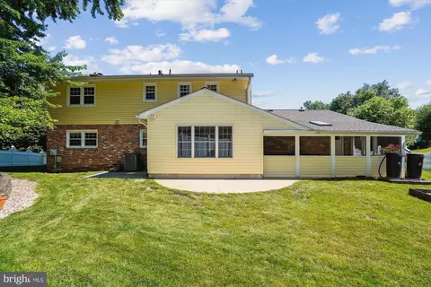 8620 Willowmere Dr, Vienna, VA 22180 photo 48