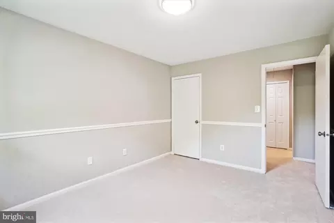 8620 Willowmere Dr, Vienna, VA 22180 photo 36