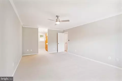 8620 Willowmere Dr, Vienna, VA 22180 photo 25