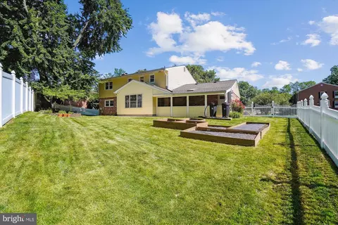 8620 Willowmere Dr, Vienna, VA 22180 photo 49