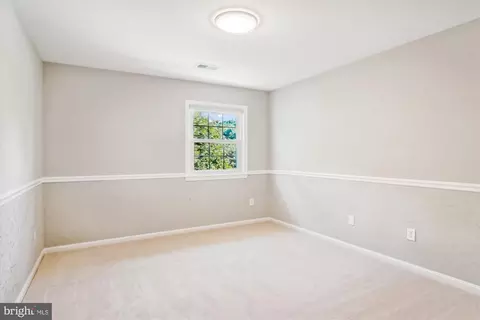 8620 Willowmere Dr, Vienna, VA 22180 photo 34