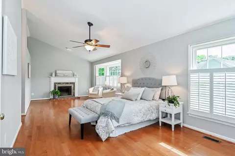 Bedroom - 13441 Broken Branch Ct, Chantilly, VA 20151 photo 1 of 3