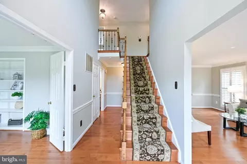 Entry Way - 13441 Broken Branch Ct, Chantilly, VA 20151 photo 1 of 5