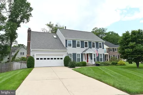 Exterior - 13441 Broken Branch Ct, Chantilly, VA 20151 photo 16 of 17