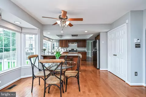 Dining - 13441 Broken Branch Ct, Chantilly, VA 20151 photo 4 of 5