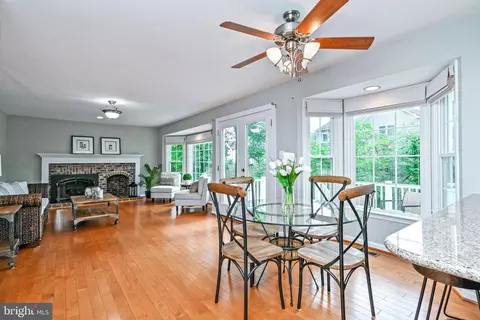 Dining - 13441 Broken Branch Ct, Chantilly, VA 20151 photo 5 of 5