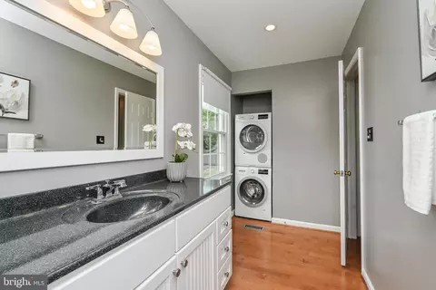 Other - 13441 Broken Branch Ct, Chantilly, VA 20151 photo 13 of 22