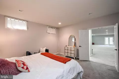 Bedroom - 9447 Brenner Ct, Vienna, VA 22180 photo 4 of 4