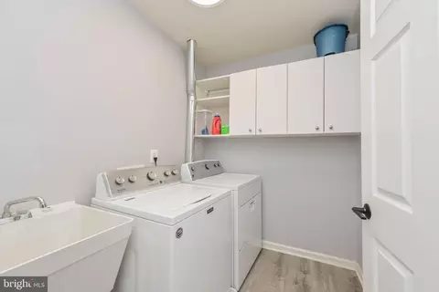 Other - 9447 Brenner Ct, Vienna, VA 22180 photo 8 of 9