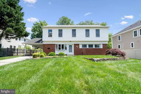 5403 Montgomery St, Springfield, VA 22151