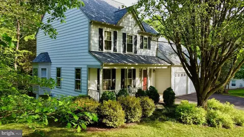 15157 Stratton Major Ct, Centreville, VA 20120