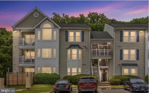 9224 Cardinal Forest Ln #M, Lorton, VA 22079