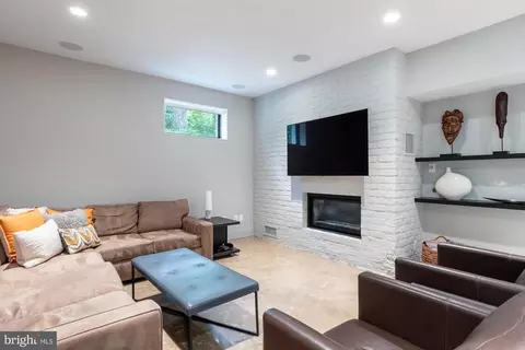 Other - 1124 Dominion Ct, Mclean, VA 22102 photo 14 of 16