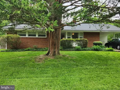 7510 Hogarth St, Springfield, VA 22151 photo 1