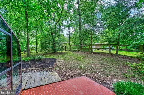 Exterior - 11247 Handlebar Rd, Reston, VA 20191 photo 6 of 8
