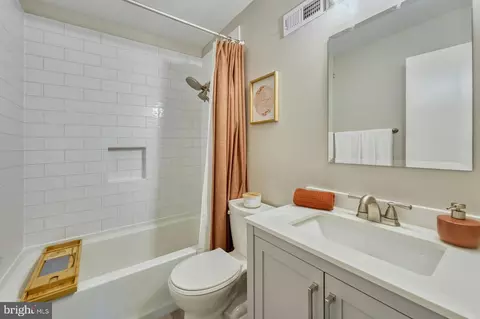 Bath - 11247 Handlebar Rd, Reston, VA 20191 photo 2 of 2