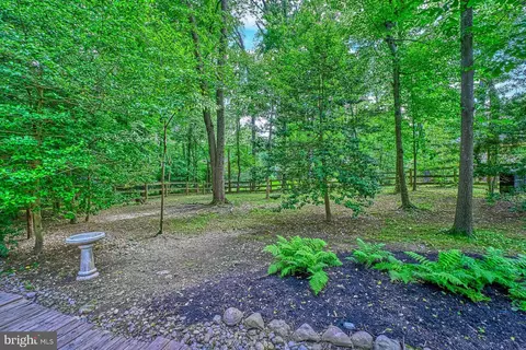 Exterior - 11247 Handlebar Rd, Reston, VA 20191 photo 7 of 8